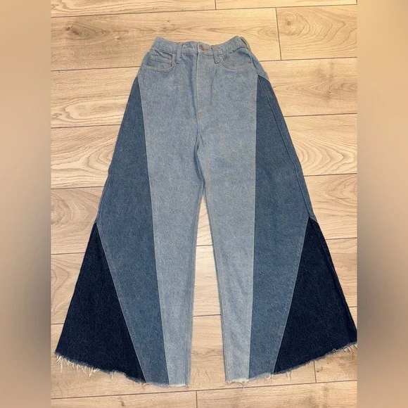 Farm Rio Patched Denim Pants - Picture 2 of 8